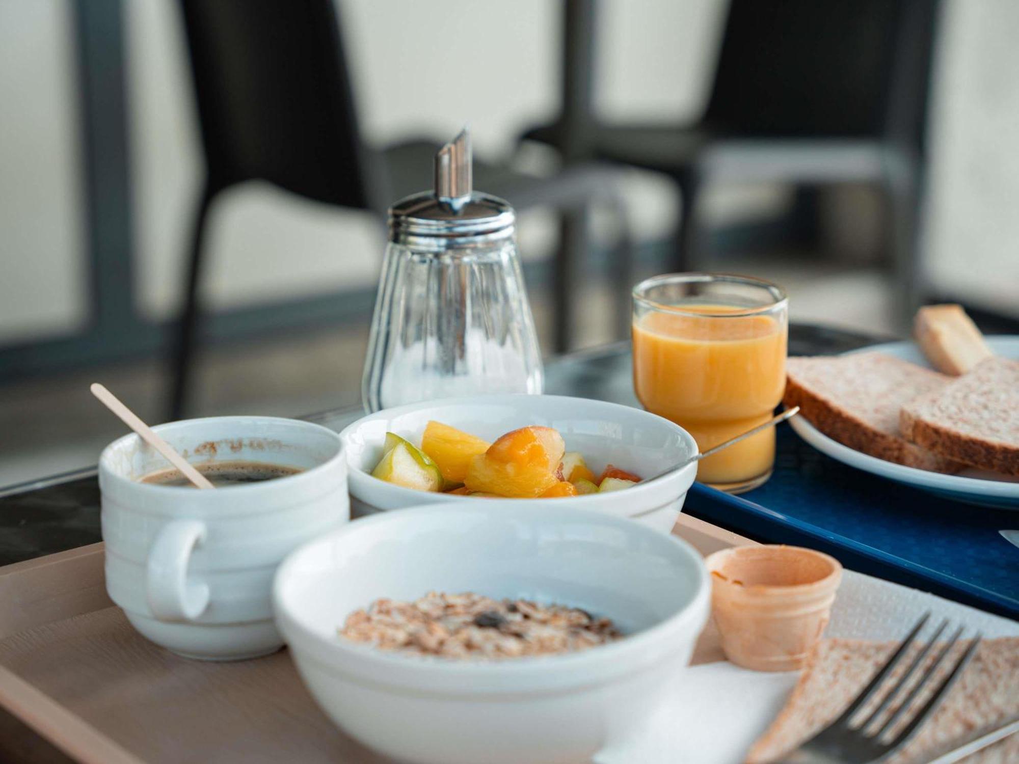 Ibis Budget Narbonne Est Екстер'єр фото