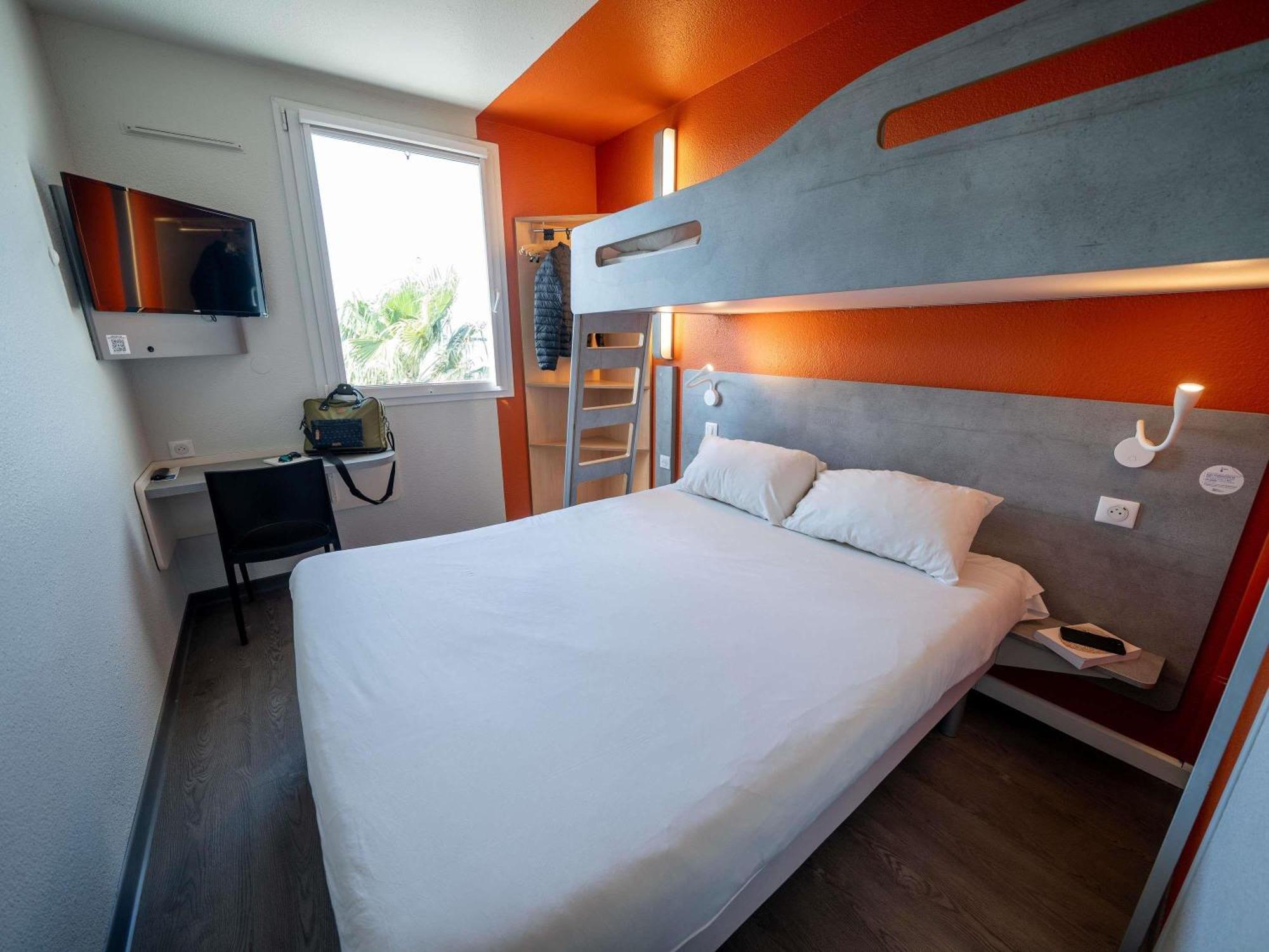 Ibis Budget Narbonne Est Екстер'єр фото